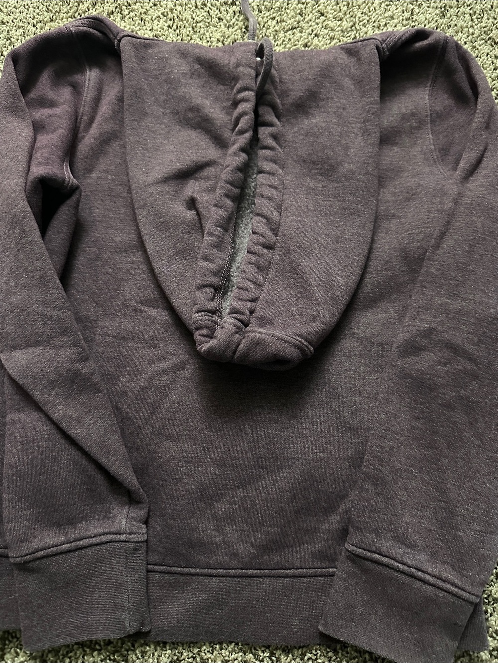 Carhartt Crewneck Hoodie in Plum - Picture 5 of 5